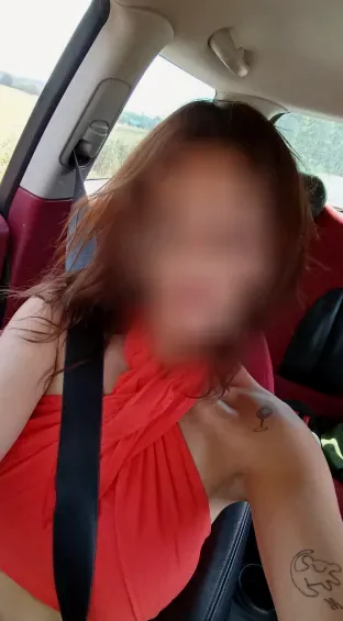 Cecilie, 32