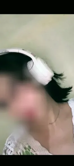 Emina, 30