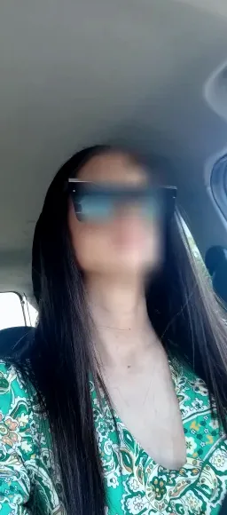 Emma, 39