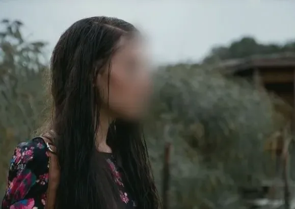 Emma, 40