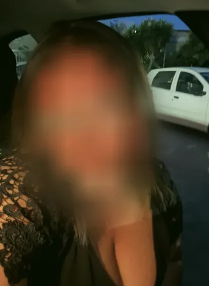 Jovana, 40