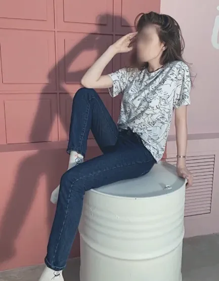 Kamilla, 21