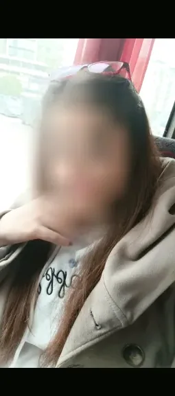 Sara, 29