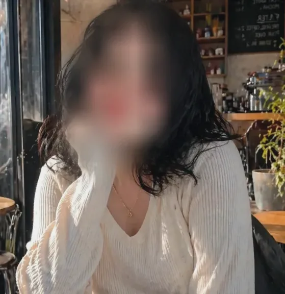 Signe, 25